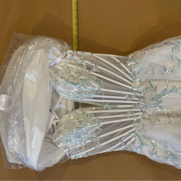 Angela & Alison Prom Dress, Style 21009 White, Size 10 - Picture 3 of 7